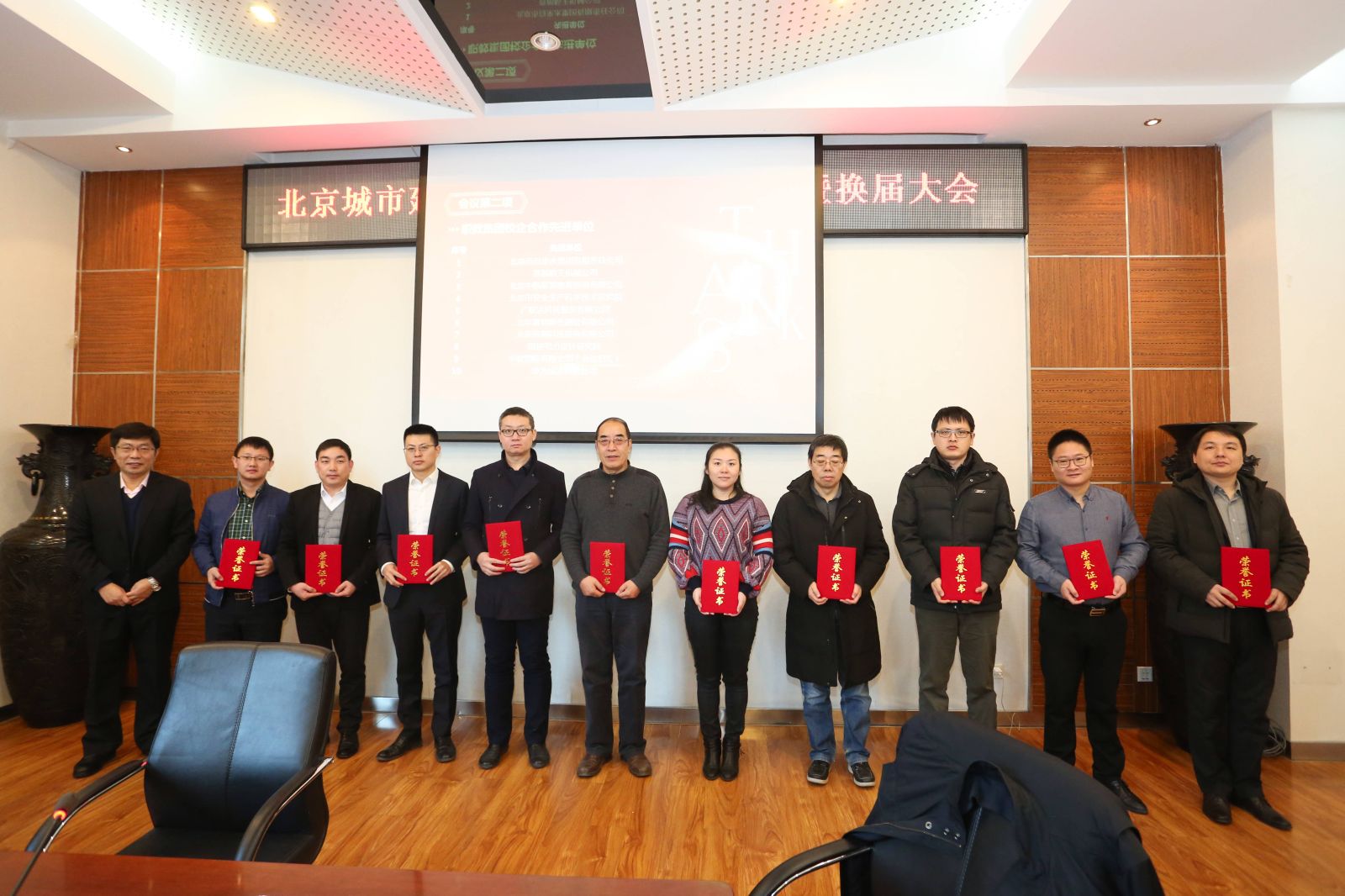 4e6f1c562bfd4355ae2a1ecbad605492.jpg 4e6f1c562bfd4355ae2a1ecbad605492.jpg